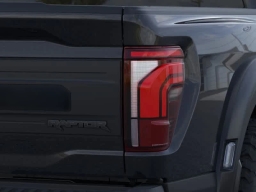 Ford F-150 Raptor 4WD SuperCrew 5.5' Box 2026