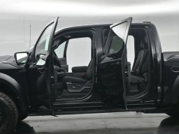 Ford F-150 Raptor 4WD SuperCrew 5.5' Box 2026