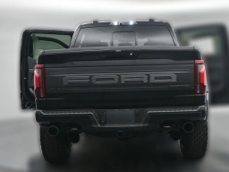 Ford F-150 Raptor 4WD SuperCrew 5.5' Box 2026