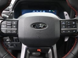 Ford F-150 Raptor 4WD SuperCrew 5.5' Box 2026