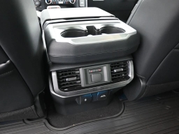 Ford F-150 Raptor 4WD SuperCrew 5.5' Box 2026