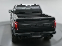 Ford F-150 Raptor 4WD SuperCrew 5.5' Box 2026