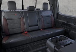 Ford F-150 Raptor 4WD SuperCrew 5.5' Box 2026