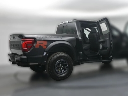 Ford F-150 Raptor 4WD SuperCrew 5.5' Box 2026