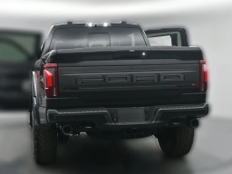 Ford F-150 Raptor 4WD SuperCrew 5.5' Box 2026