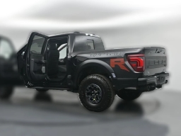 Ford F-150 Raptor 4WD SuperCrew 5.5' Box 2026