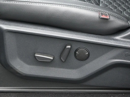 Ford F-150 XLT 4WD SuperCrew 5.5' Box 2025