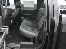 Ford F-150 XLT 4WD SuperCrew 5.5' Box 2025