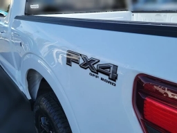 Ford F-150 XLT 4WD SuperCrew 5.5' Box 2026