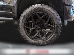 Ford F-150 XLT 4WD SuperCrew 5.5' Box 2025