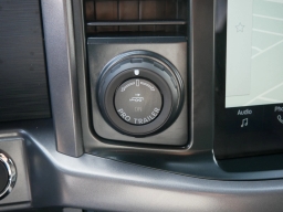 Ford F-150 XLT 4WD SuperCrew 5.5' Box 2025