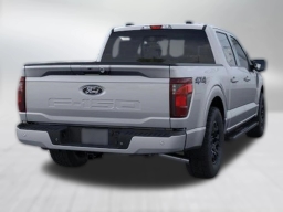 Ford F-150 XLT 4WD SuperCrew 5.5' Box 2025