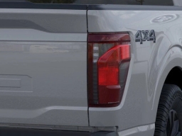 Ford F-150 XLT 4WD SuperCrew 5.5' Box 2026