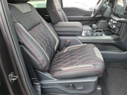 Ford F-150 LARIAT 4WD SuperCrew 5.5' Box 2025