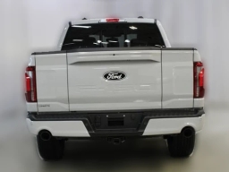 Ford F-150 LARIAT 4WD SuperCrew 5.5' Box 2026