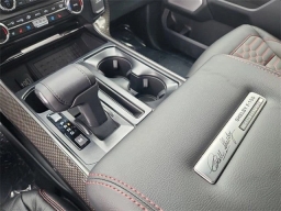 Ford F-150 LARIAT 4WD SuperCrew 5.5' Box 2025