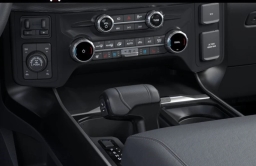 Ford F-150 LARIAT 4WD SuperCrew 5.5' Box 2026