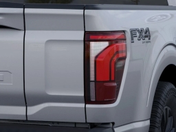 Ford F-150 LARIAT 4WD SuperCrew 5.5' Box 2026