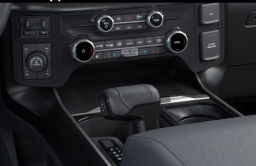 Ford F-150 LARIAT 4WD SuperCrew 5.5' Box 2026