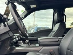 Ford F-150 LARIAT 4WD SuperCrew 5.5' Box 2025