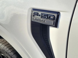 Ford F-150 LARIAT 4WD SuperCrew 5.5' Box 2026