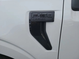 Ford F-150 LARIAT 4WD SuperCrew 5.5' Box 2025