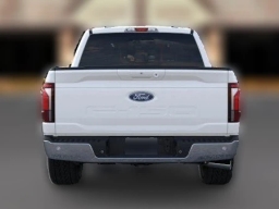Ford F-150 LARIAT 4WD SuperCrew 5.5' Box 2025