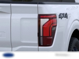 Ford F-150 LARIAT 4WD SuperCrew 5.5' Box 2026
