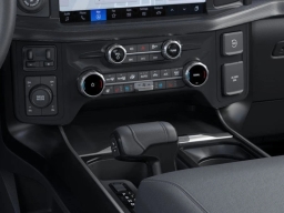 Ford F-150 LARIAT 4WD SuperCrew 5.5' Box 2025