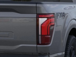 Ford F-150 LARIAT 4WD SuperCrew 6.5' Box 2026