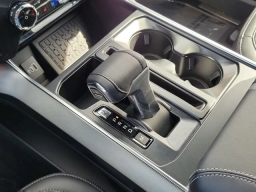 Ford F-150 Platinum 4WD SuperCrew 5.5' Box 2026