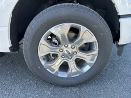 Ford F-150 Platinum 4WD SuperCrew 5.5' Box 2026