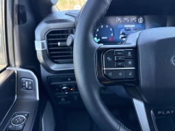 Ford F-150 Platinum 4WD SuperCrew 5.5' Box 2025