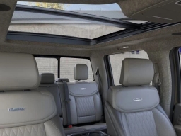 Ford F-150 Platinum 4WD SuperCrew 5.5' Box 2026