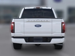 Ford F-150 Platinum 4WD SuperCrew 5.5' Box 2026