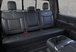 Ford F-150 Platinum 4WD SuperCrew 5.5' Box 2026