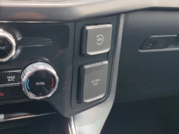 Ford F-150 Platinum 4WD SuperCrew 5.5' Box 2025