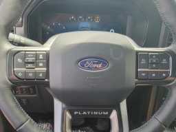 Ford F-150 Platinum 4WD SuperCrew 5.5' Box 2025