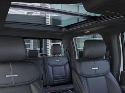 Ford F-150 Platinum 4WD SuperCrew 5.5' Box 2026