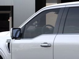 Ford F-150 Platinum 4WD SuperCrew 5.5' Box 2026