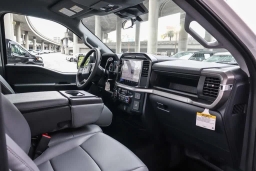 Ford F-150 XL 2WD Reg Cab 8' Box 2026