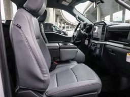 Ford F-150 XL 2WD Reg Cab 8' Box 2026