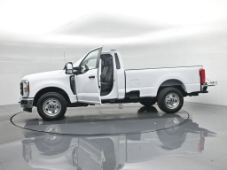 Ford Super Duty F-350 SRW XL 2WD Reg Cab 8' Box 2026