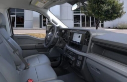 Ford Super Duty F-350 SRW XL 4WD Reg Cab 8' Box 2026