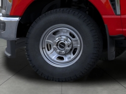 Ford Super Duty F-350 SRW XL 4WD Reg Cab 8' Box 2026