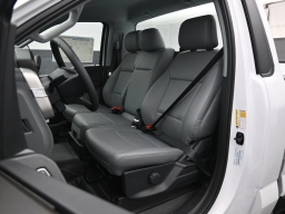 Ford Super Duty F-350 SRW XL 4WD Reg Cab 8' Box 2026