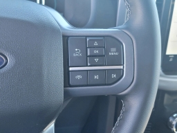 Ford F-150 Lightning XLT 4WD SuperCrew 5.5' Box 2025