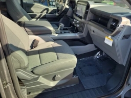 Ford F-150 Lightning XLT 4WD SuperCrew 5.5' Box 2025