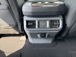 Ford F-150 Lightning XLT 4WD SuperCrew 5.5' Box 2025