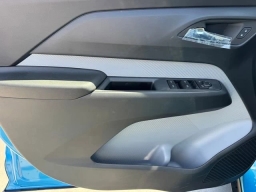 Chevrolet Bolt LT FWD 4dr 2027